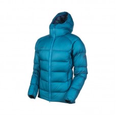 JACHETA MERON IN HOODED MEN